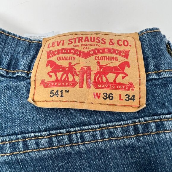 Levis 541 Denim Blue Jeans Size 36X34 Straight Leg Mid Rise‎ - Picture 4 of 5